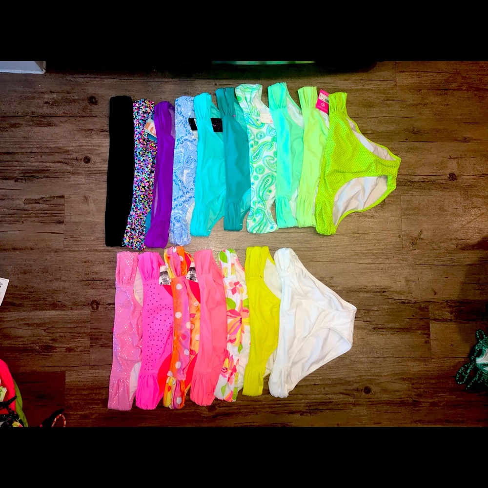 X17 Victoria’s Secret swim bottoms, size large
